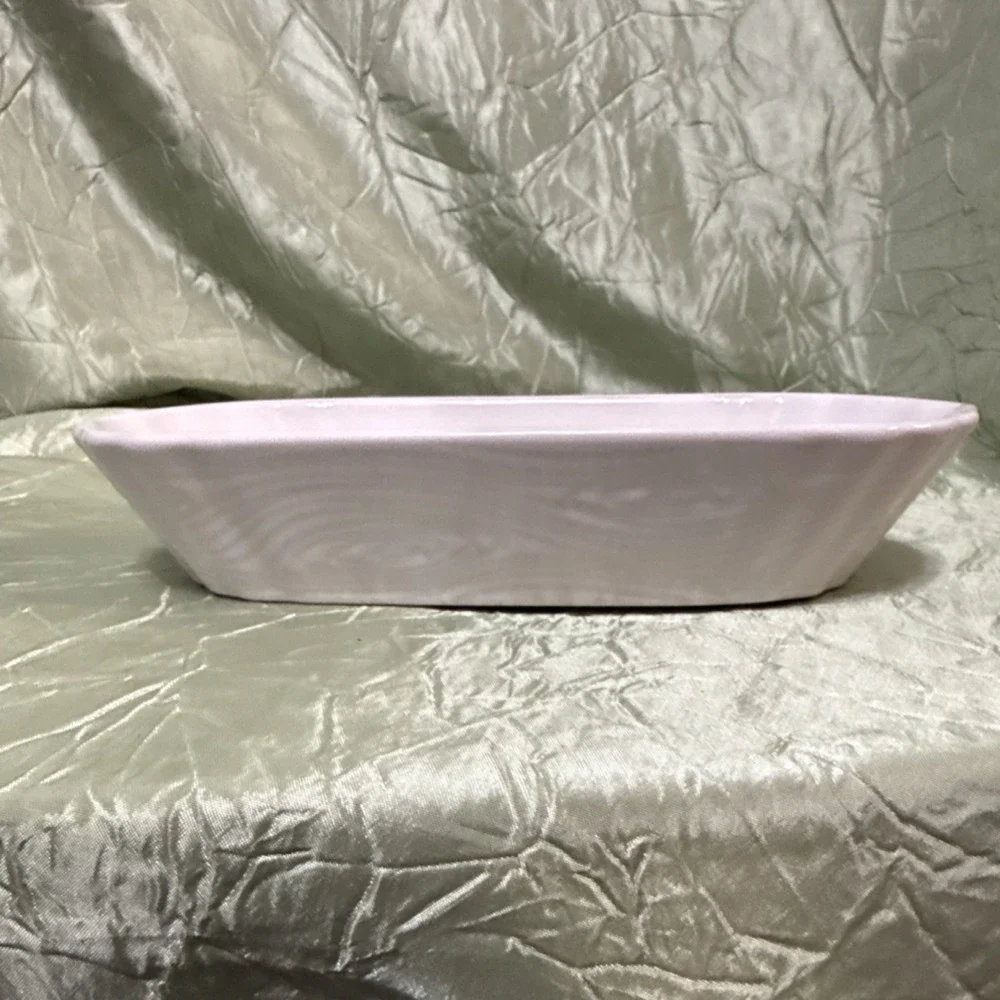 Temp-Tations temptations white